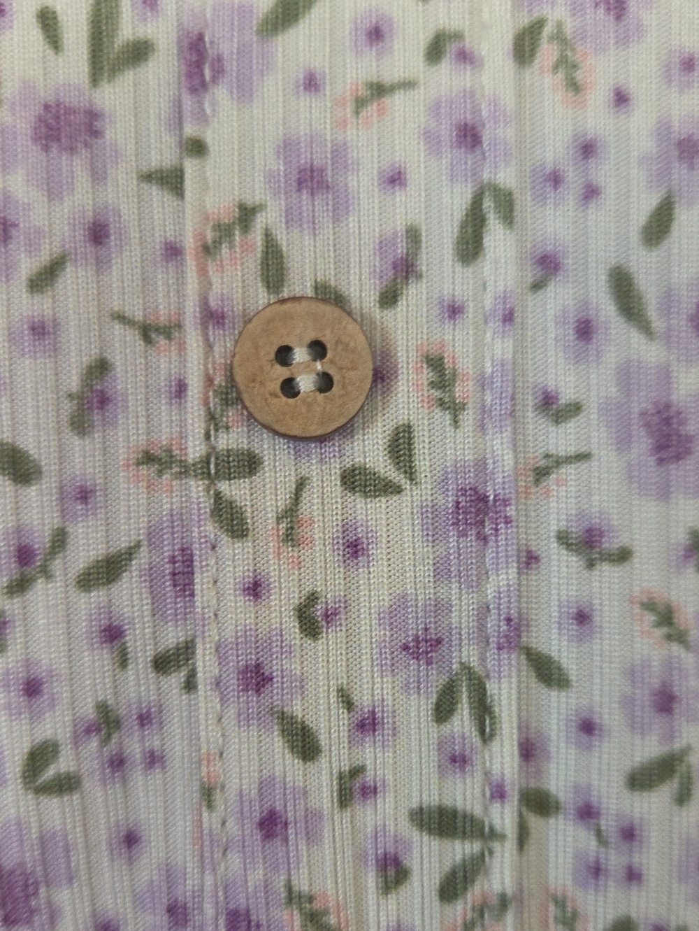 Intimates label close-up - Picture 2 of 4